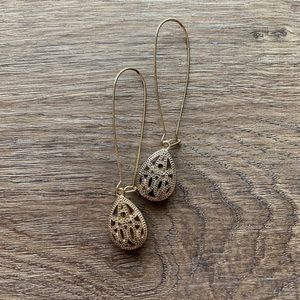 Antique gold drop earrings